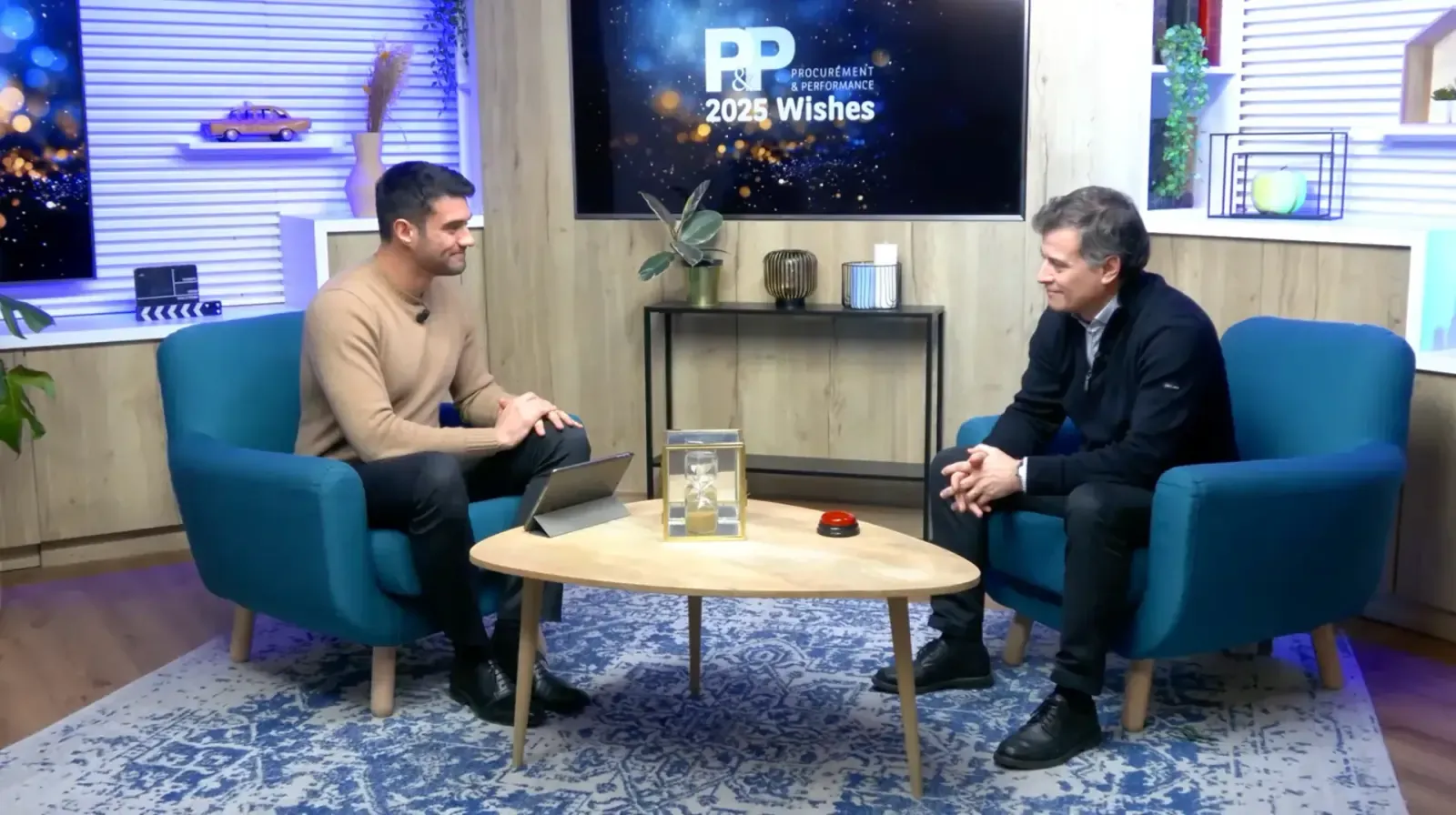 Studio Le petit Jab - Studio TV pour les créateurs - Location plateau TV Paris Mogador Studios